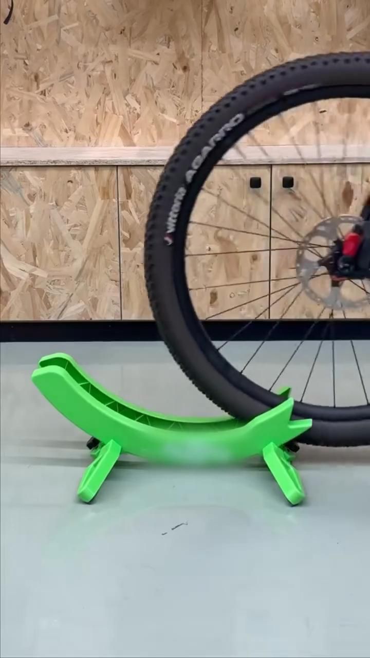 WEST BIKING Adjustable Wheel Parking Stand