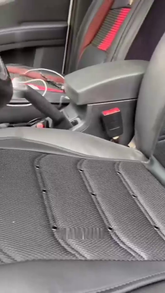 Universal Cooling Ventilated Car Seat Cushion