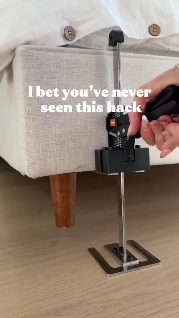 Labor-Saving Arm Jack Furniture Lifter Tool