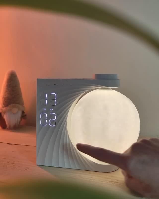 RETEYUNG Moon Rotating Sunrise Alarm Clock