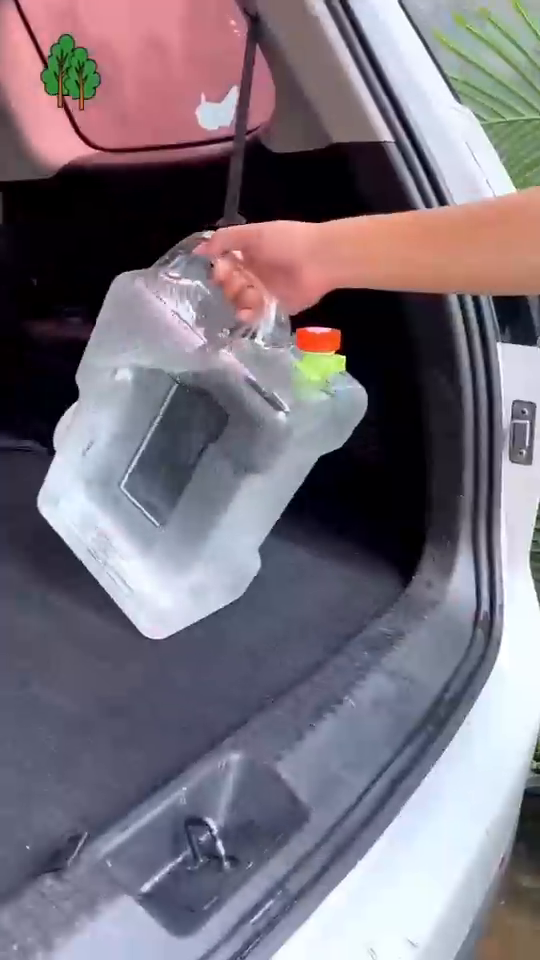 Generic Wide-Mouth Faucet Water Storage Container