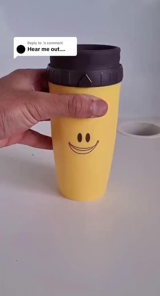 neolid Twizz Cup Twist-Seal Travel Mug