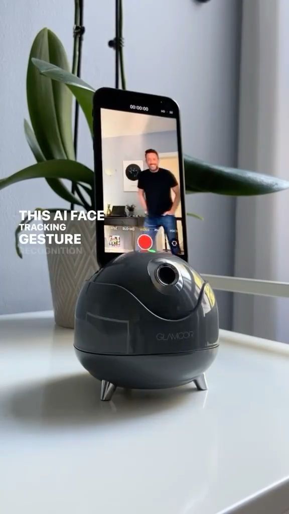 Glamcor Star Tracker AI Face Tracking Mount
