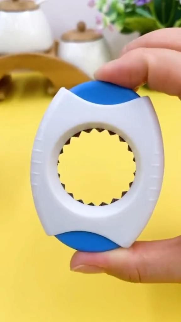 Manual Egg Topper Shell Cracker Ring Tool