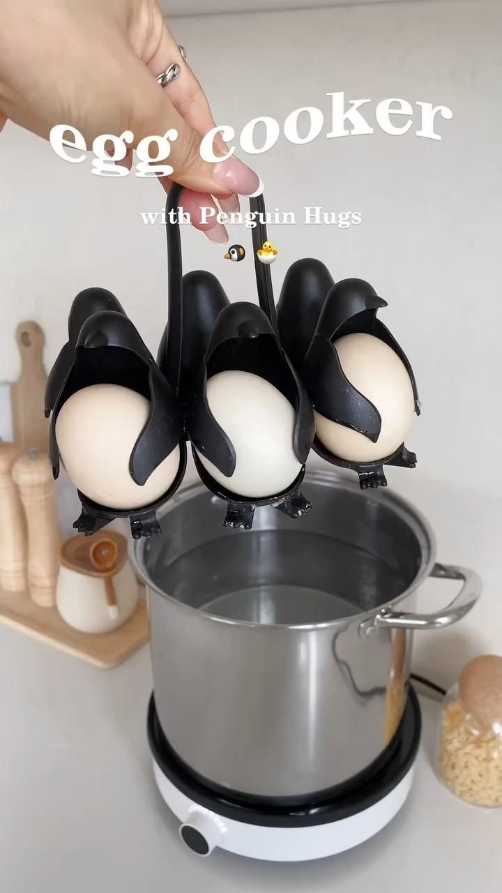 Penguin Hugs Egg Cooker Holder Rack