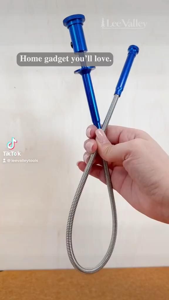 Lee Valley LED Magnetic Grabber Tool