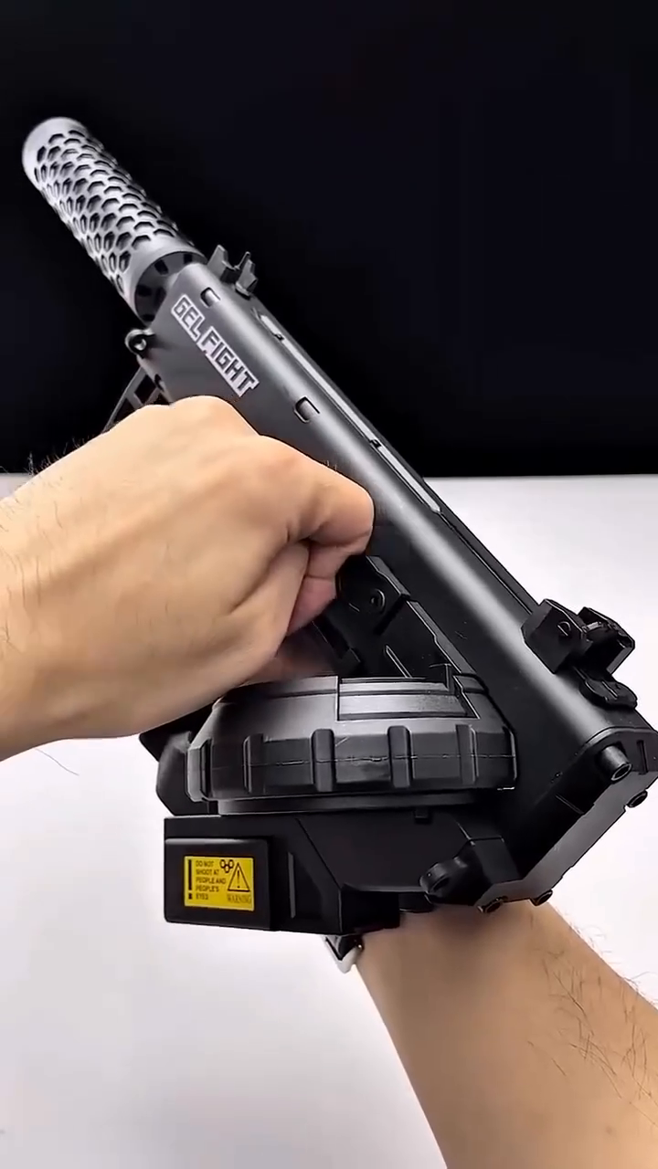GelFight Gel Blaster Toy Gun with Drum Magazine
