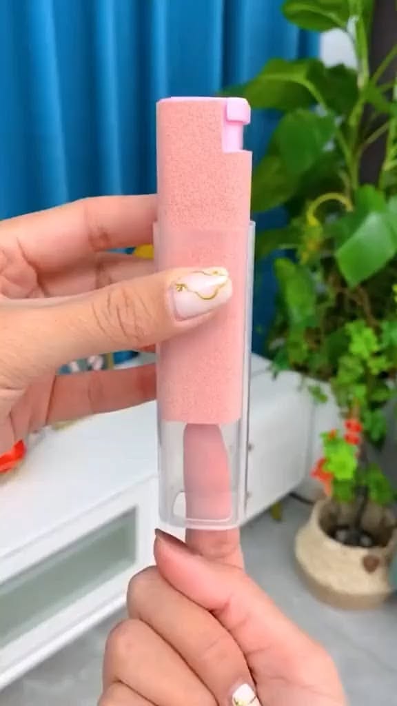 Invisible Pink Screen Cleaner Spray Pen