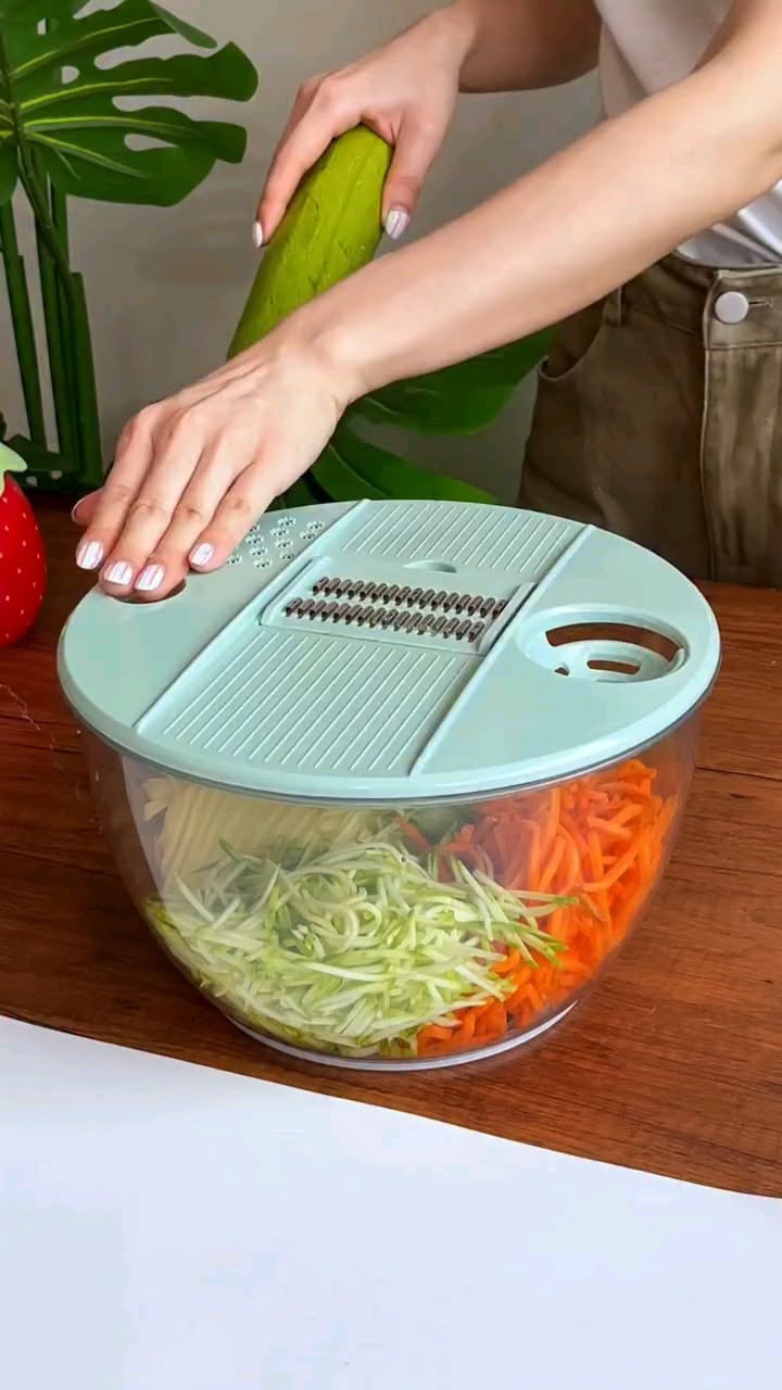 6-in-1 Salad Spinner Slicer Prep Bowl