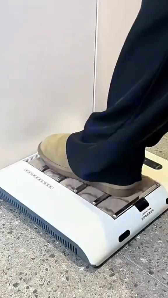 Smart Sensor Waterless Sole Cleaning Machine