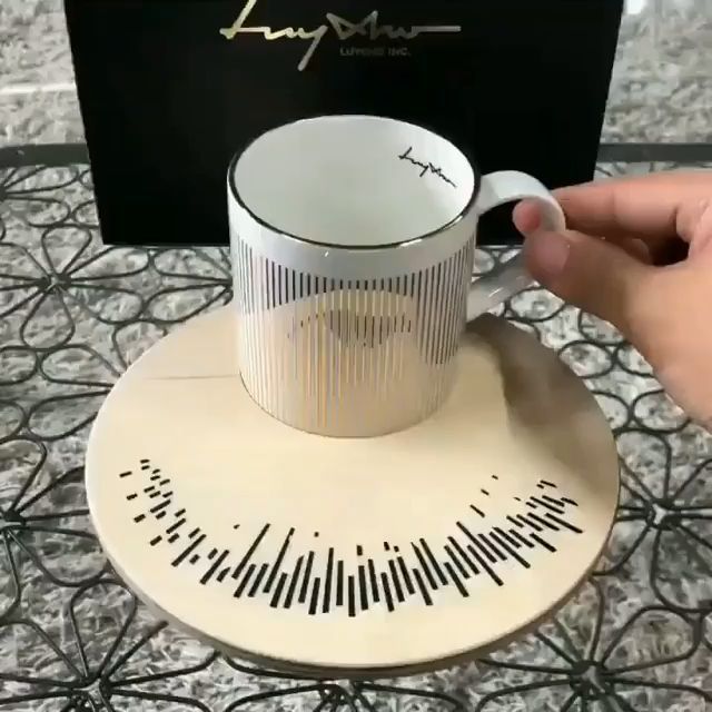Luycho Locomotive Reflection Cup Set