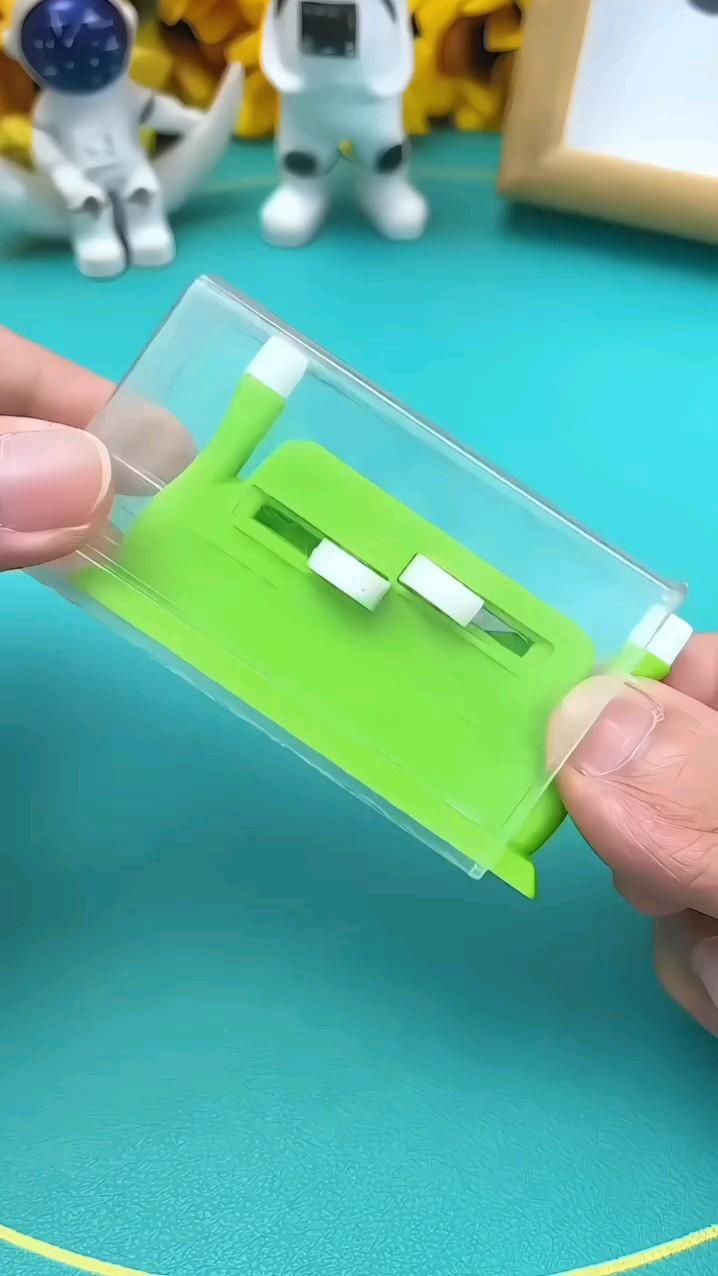 Mini Threader Portable Needle Threading Tool