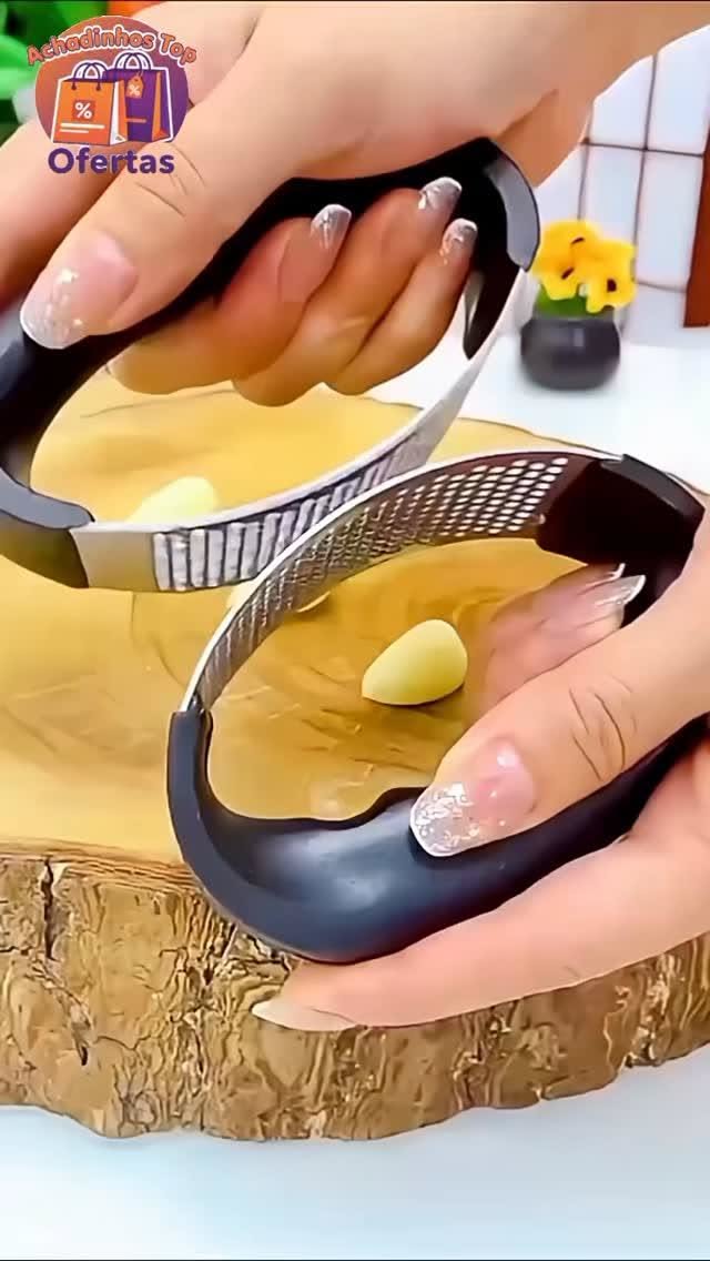 Manual Rocker Stainless Garlic Press