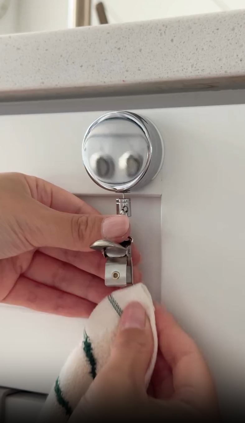 C-Hold Retractable Towel Clip Holder