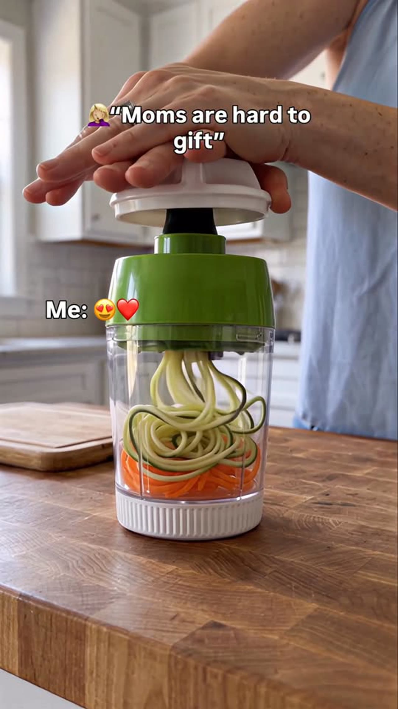 VEOOIETWIST 5-in-1 Container Spiralizer