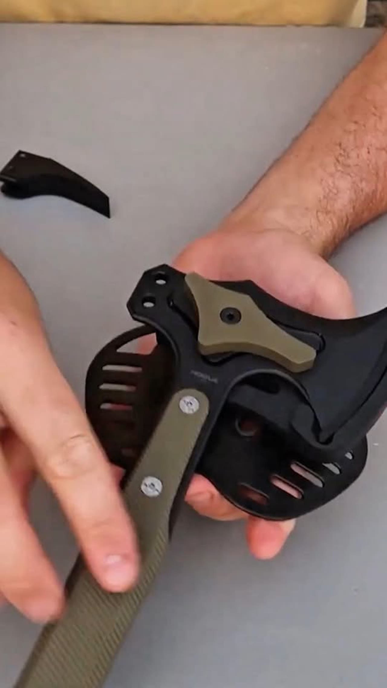 Hogue EX-T01 Magnetic Sheath Tomahawk