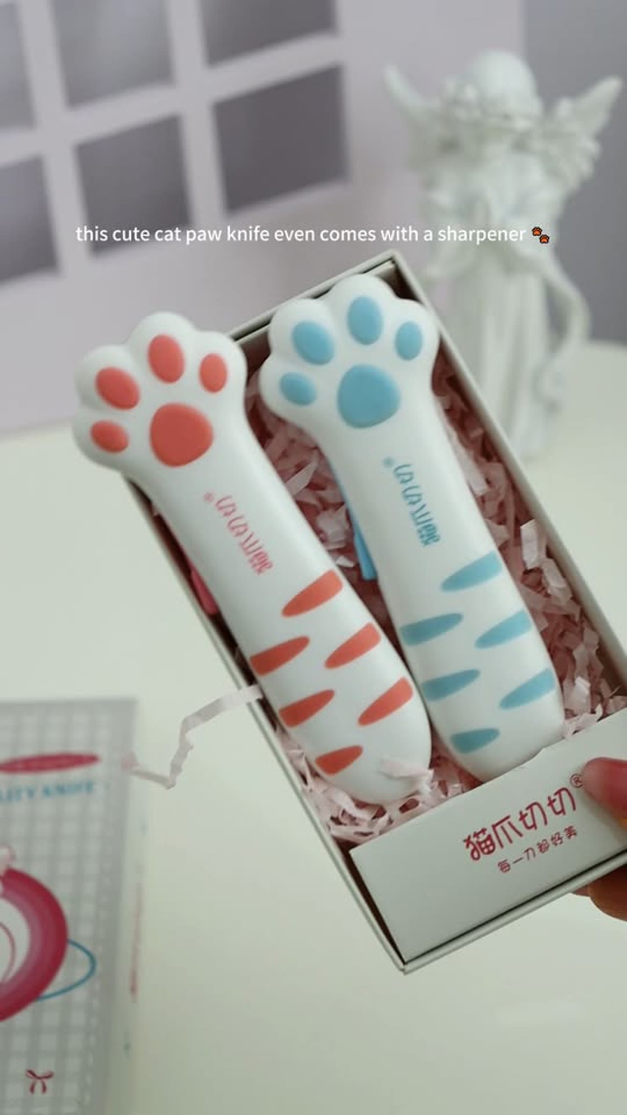 MEOWKIT Cat Paw Retractable Box Cutter